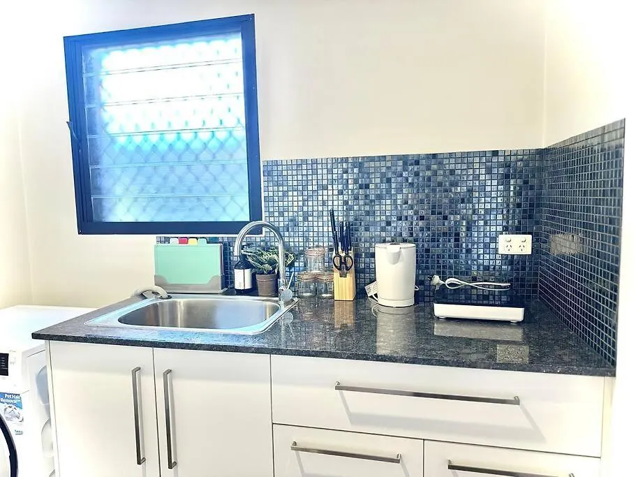 Holiday home Central Contemporary 1Br Studio Villa Brisbane